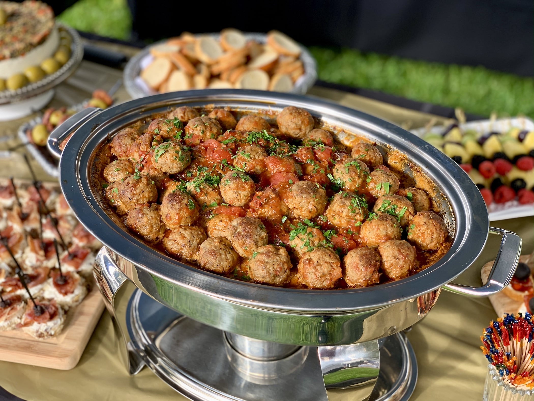 Smokey Spanish-style meatballs served in a sauce of fire-roasted tomatoes and Sofrito.